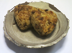 鶏めし焼きおにぎり