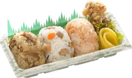 鶏めしおにぎり 2個
